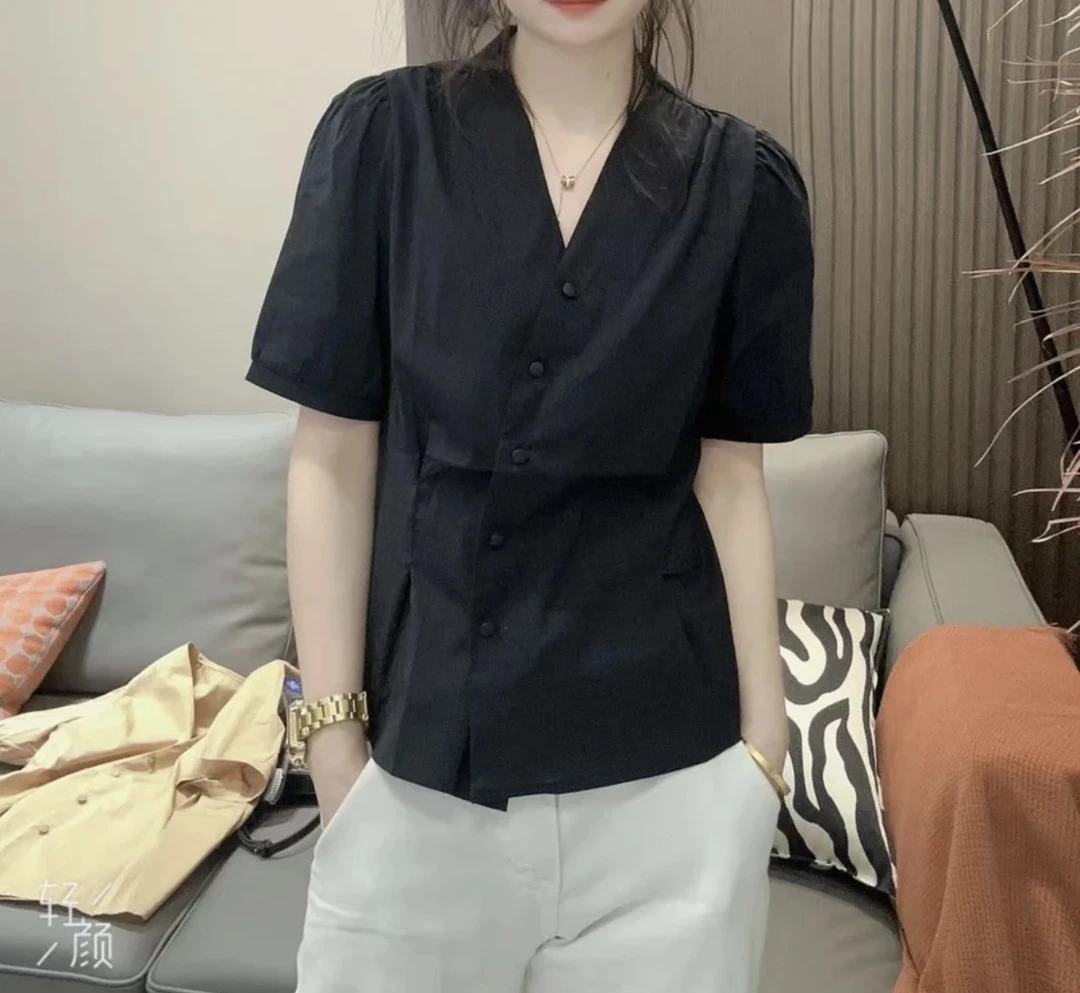 2024夏季新品时尚打底衫百搭显瘦纯色半袖T恤设计感女士上衣7451