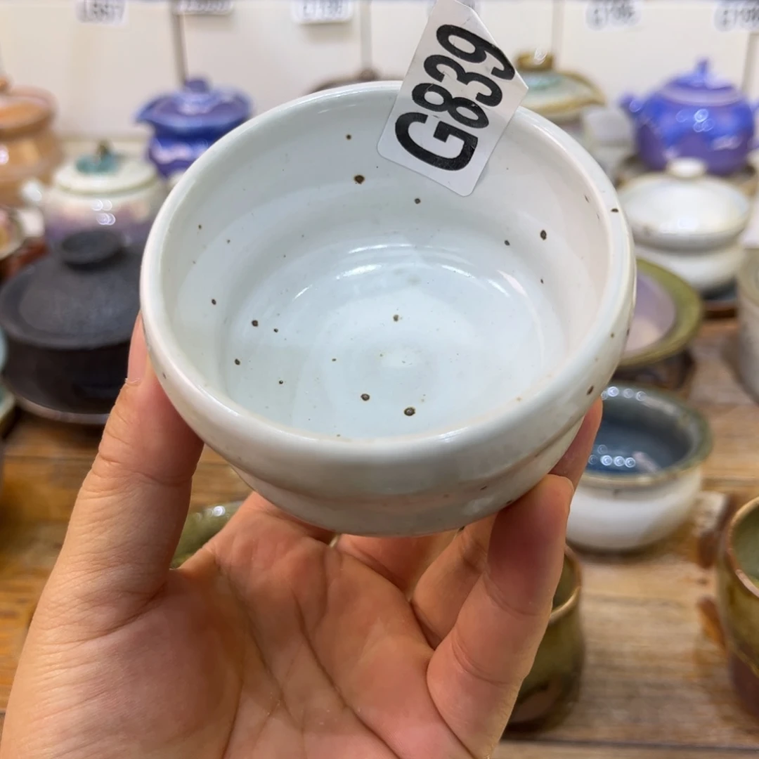 白泥茶杯陶瓷艺术