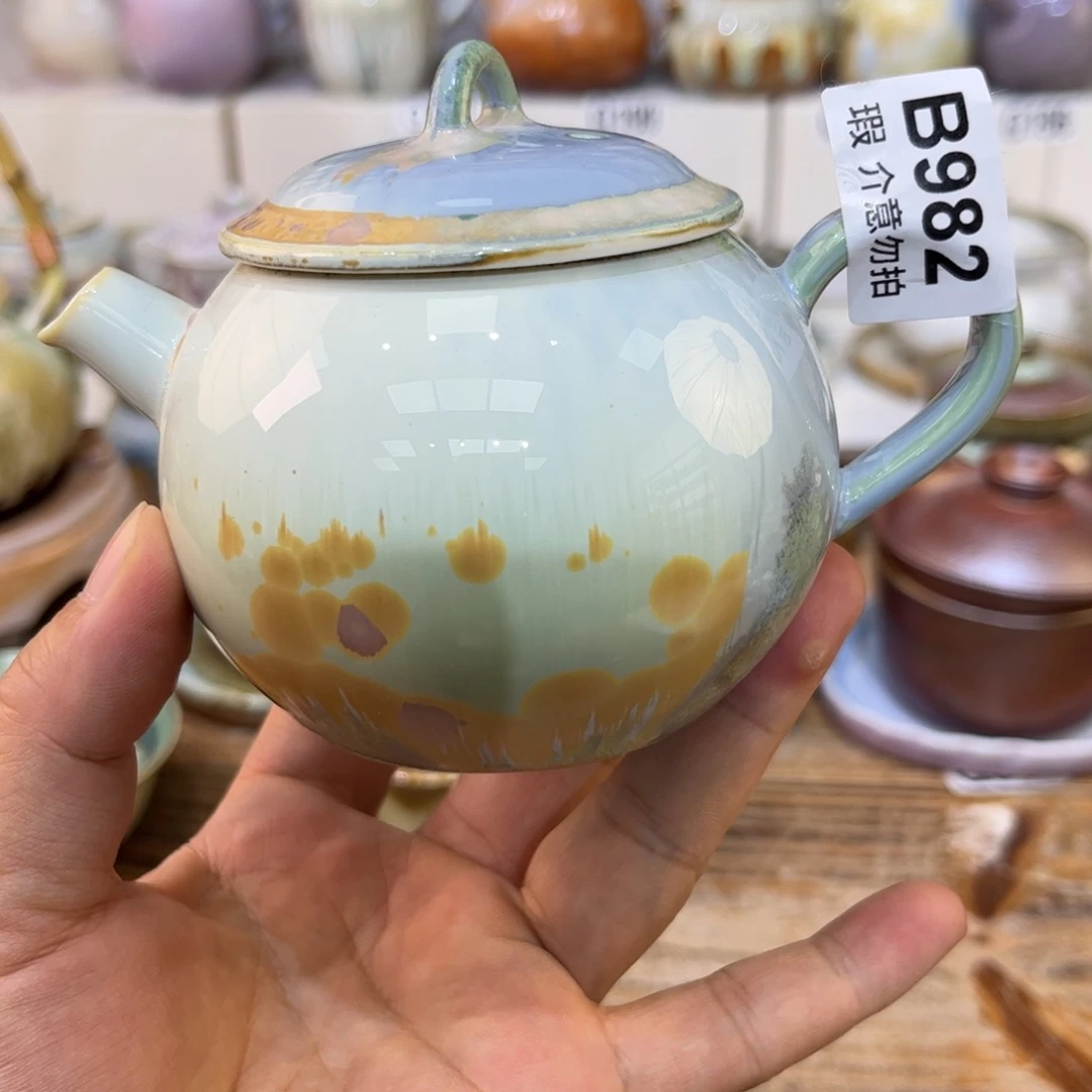 白泥茶杯陶瓷艺术
