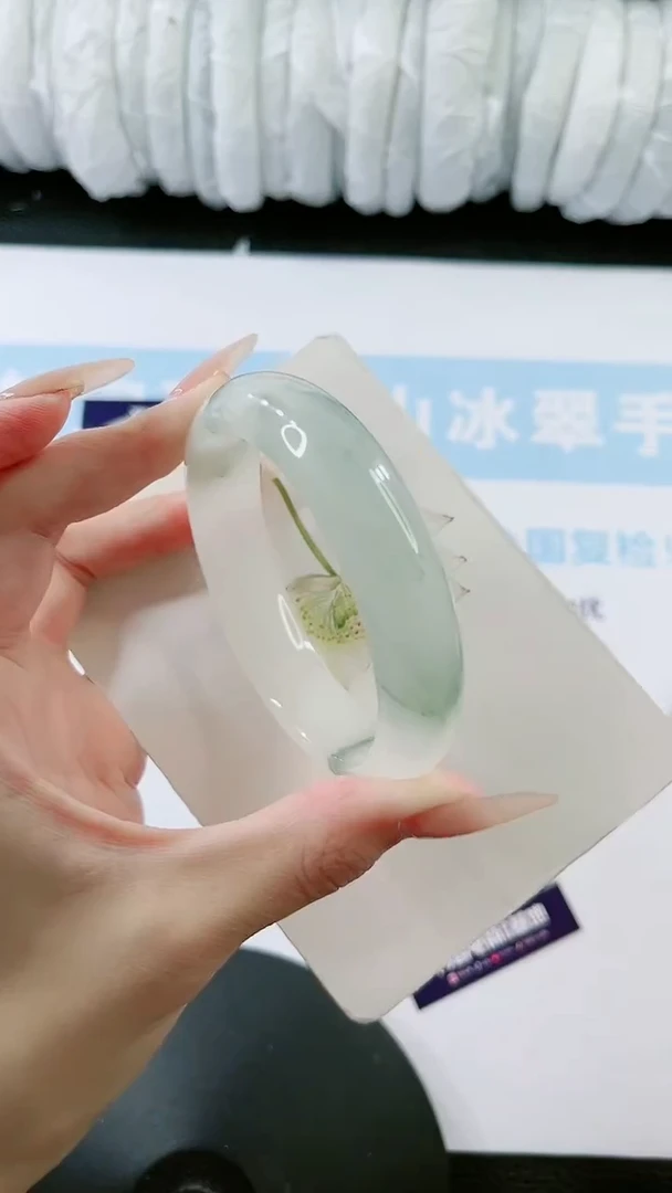 【闪购商品】石英质玉手镯未镶嵌0530786696-56