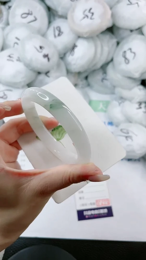 【闪购商品】石英质玉手镯未镶嵌0379891508-60多样性发货