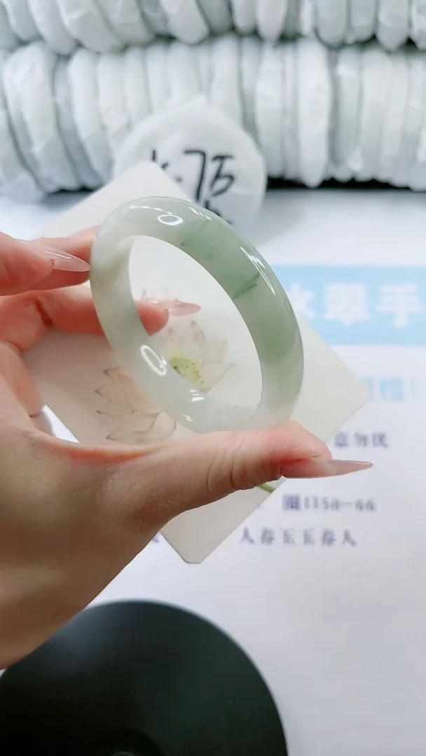 【闪购商品】石英质玉手镯未镶嵌0530731786-56