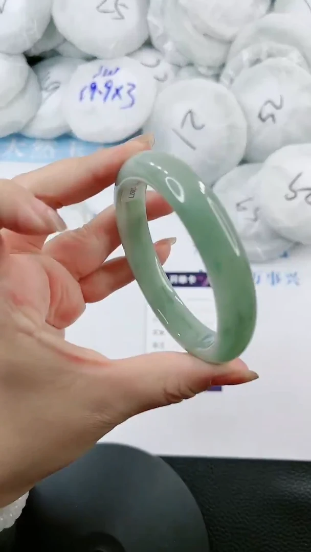 【闪购商品】石英质玉手镯未镶嵌0464213487-60