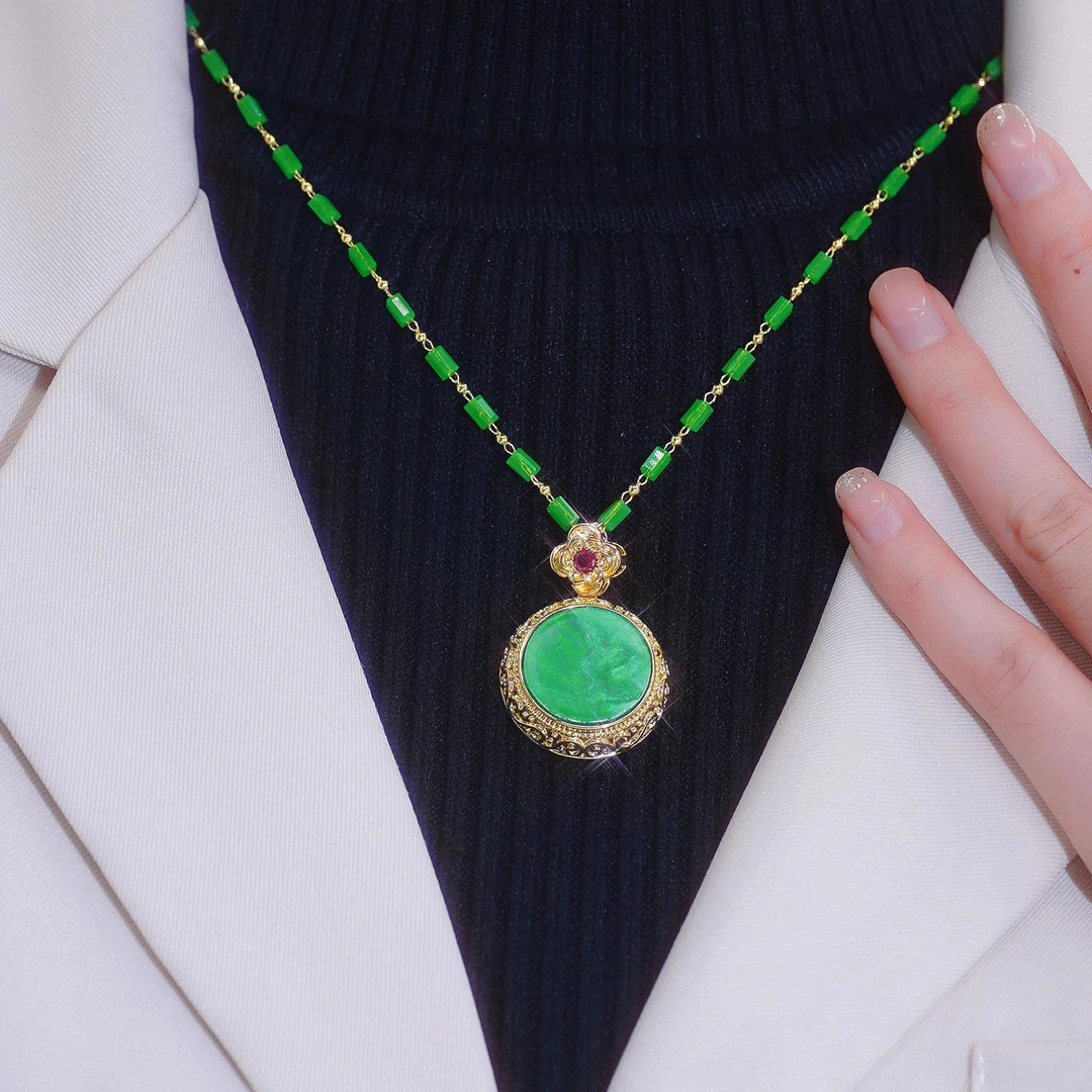 铜合金合成锆石项链 缘水禅心  轻奢花朵圆形项链民族风毛衣链