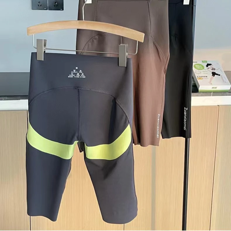 字母大码显瘦高腰收腹鲨鱼芭比运动瑜伽裤