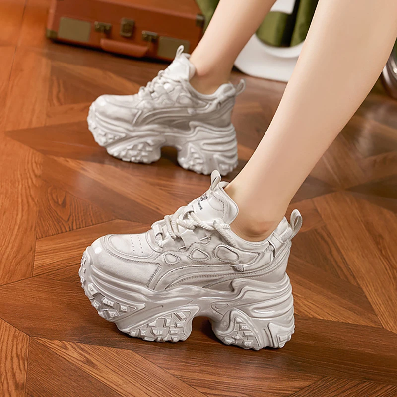 厚底老爹鞋女2024秋冬新款百搭内增高女鞋擦色复古做旧脏脏鞋