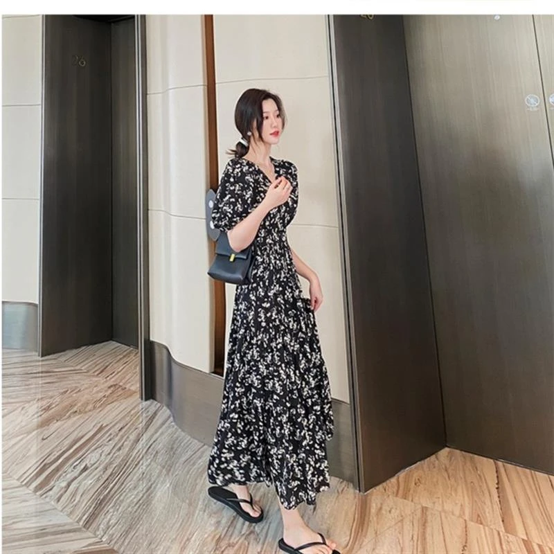 大眼妹专属6687连衣裙女夏季新款v领短袖法式复古显瘦过膝长裙