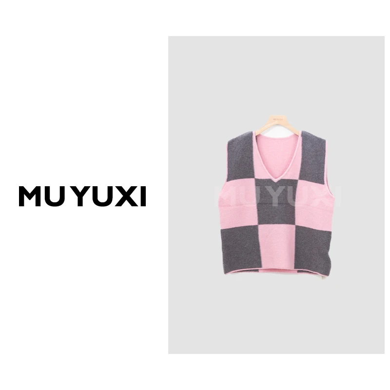 MU YUXI 2024秋季新款格子V领背心马甲 AF629