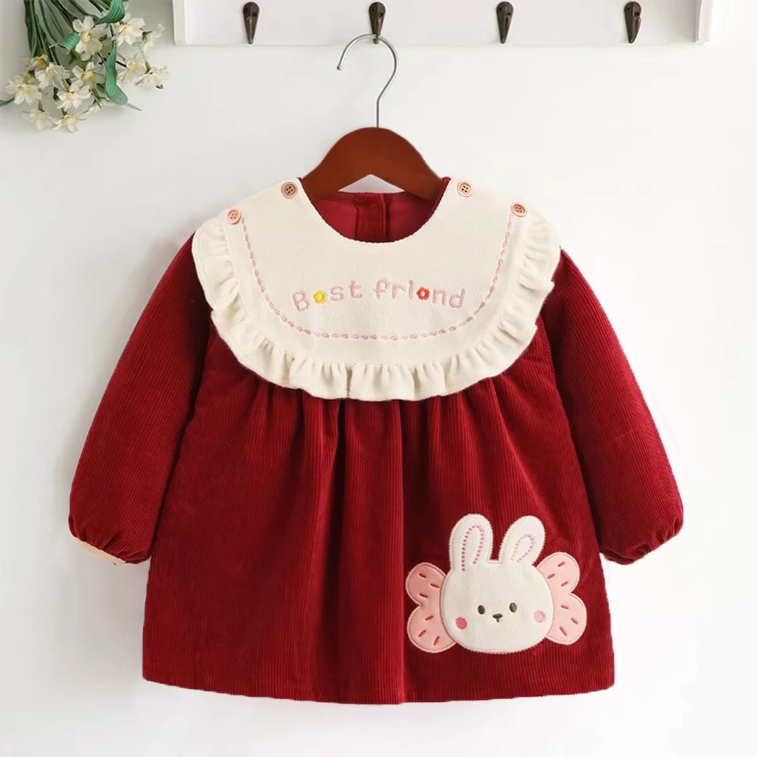 女宝0-5岁灯芯绒罩衣带围兜秋冬洋气防水耐脏围衣新款外穿反穿衣