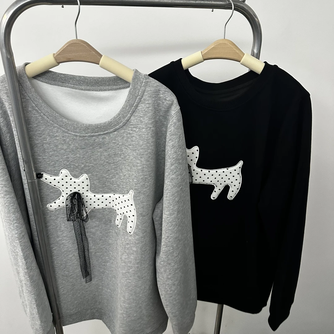 【瘦瘦】绯闻女孩-贴布小狗圆领卡通立体设计感休闲套头卫衣S0999