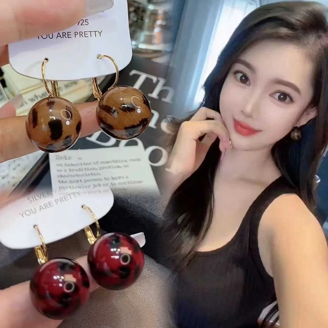 铜合金树脂耳饰 港风渲染树脂圆形豹纹耳扣复古独特个性气质耳环