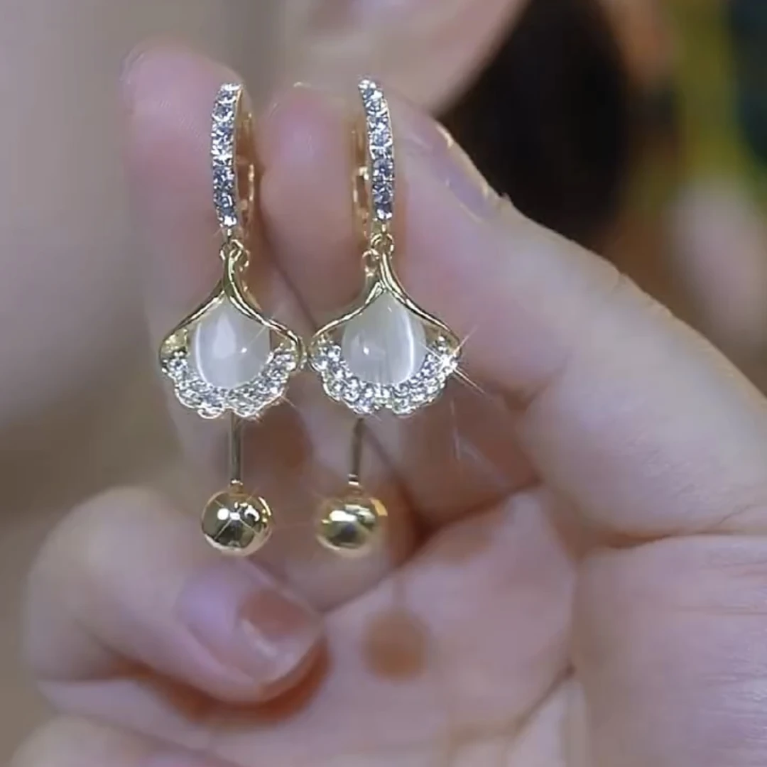 锌合金耳饰 B10喵喵石银杏叶耳扣女时尚气质百搭小众设计感耳饰