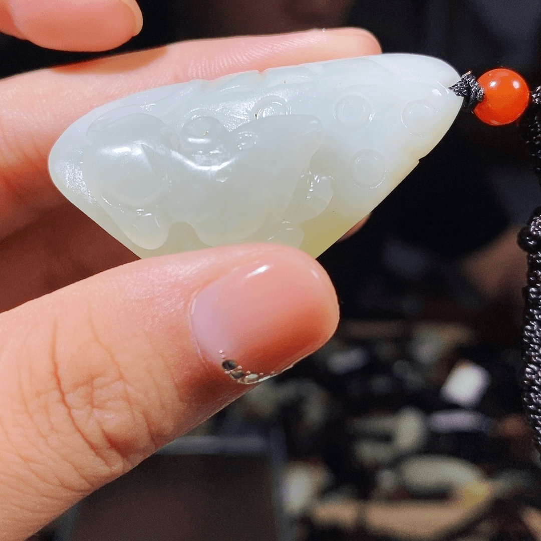 和田玉颈饰未镶嵌