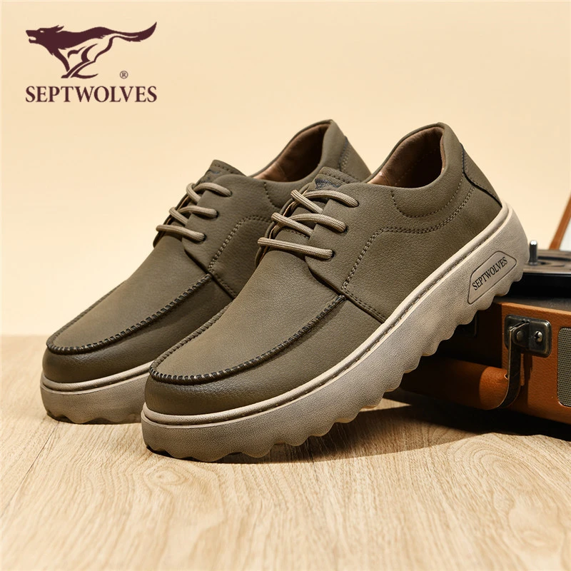 七匹狼男鞋舒适透气软底低帮时尚高奢百搭男士休闲板鞋0593