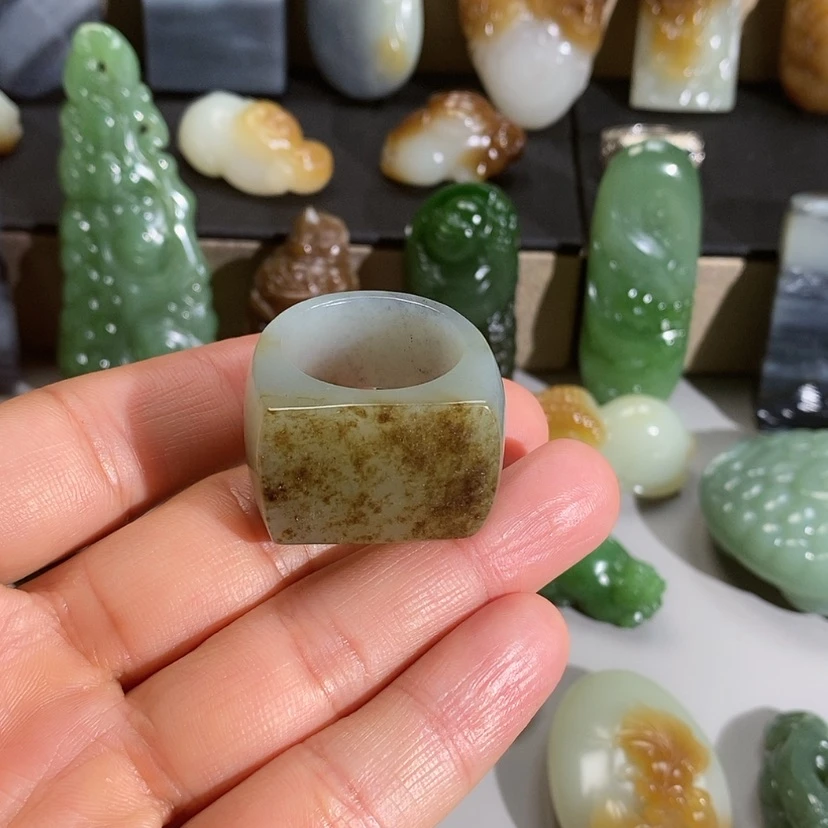 【闪购商品】和田玉颈饰未镶嵌男***点