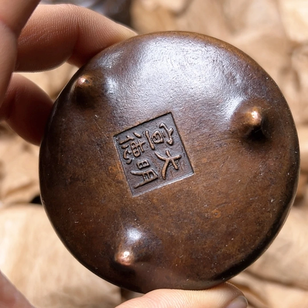 【闪购商品】青铜t