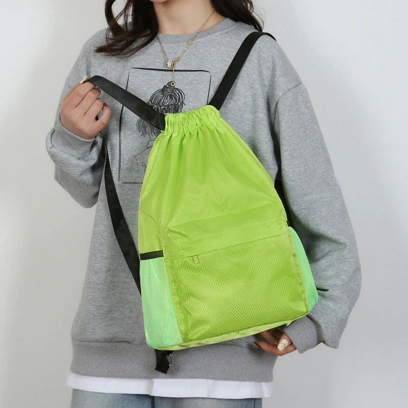 休闲学生防水简易双肩包女户外运动双肩背便携抽绳背包篮球收纳包