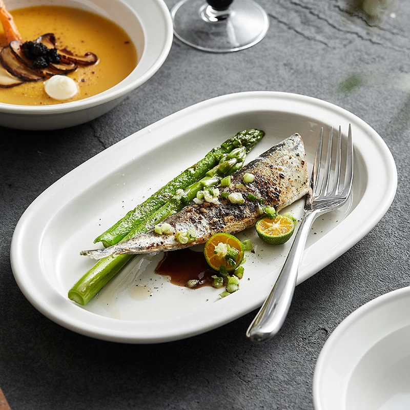 一亨法式高级陶瓷家用白色碗盘餐具菜盘平餐盘鱼碟盘子轻奢仪式感