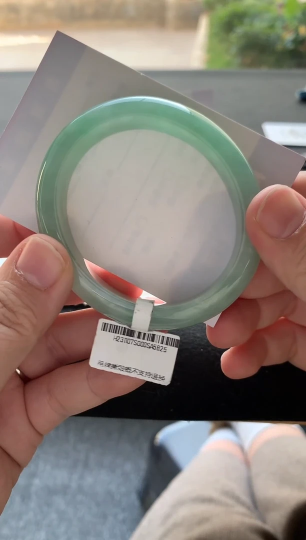 【闪购商品】翡翠手镯未镶嵌56.4贵妃A5825买断