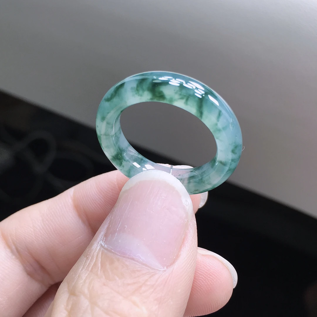 20号圈 天然A货缅甸翡翠 冰润飘花戒指 尺寸18.6×5.9×4.3mm