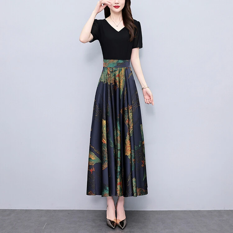 新款杭州真丝夏季新款高档印花V领连衣裙大码胖m收腰显瘦遮肚宽松