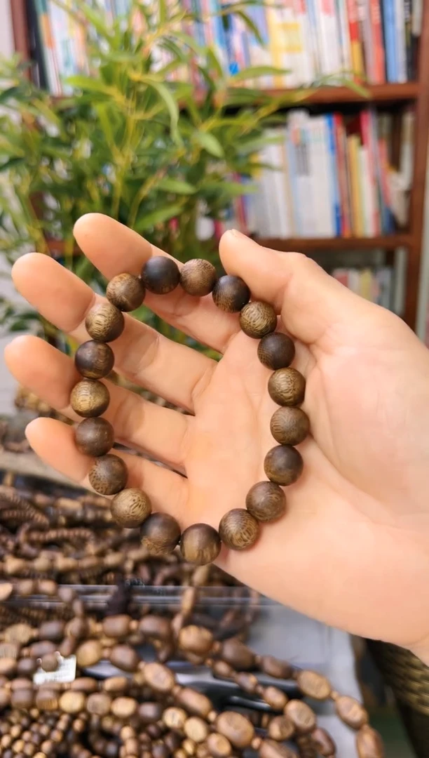 【闪购商品】沉香手串棋楠圆珠单圈多样性发一条