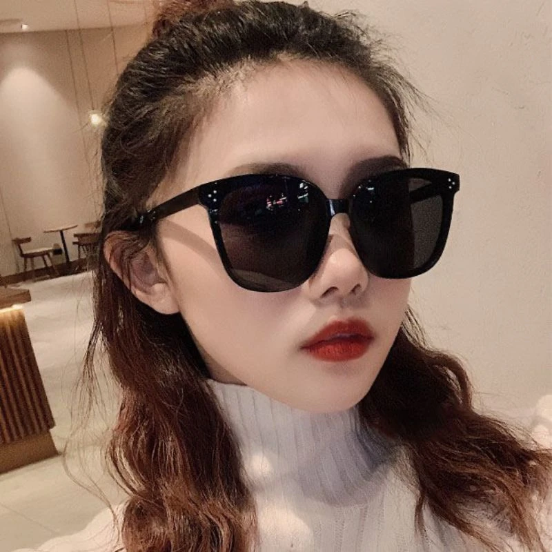 宠粉福利】太阳镜墨镜时尚百搭黑色眼部防护个性户外防风骑行遮阳