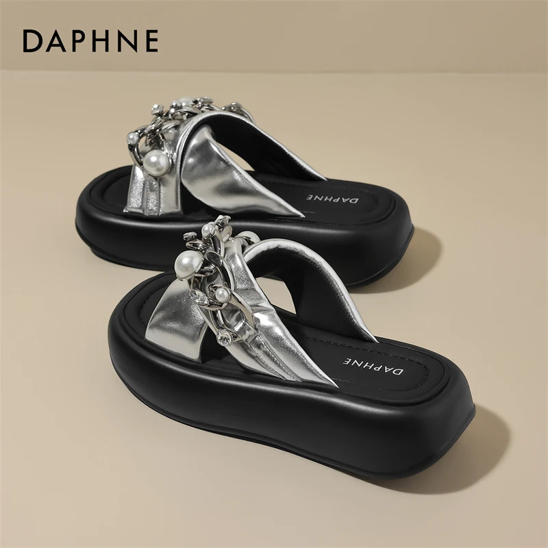 【达芙妮】户外拖鞋2025夏季新款网红休闲外穿厚底软底防滑女士拖鞋