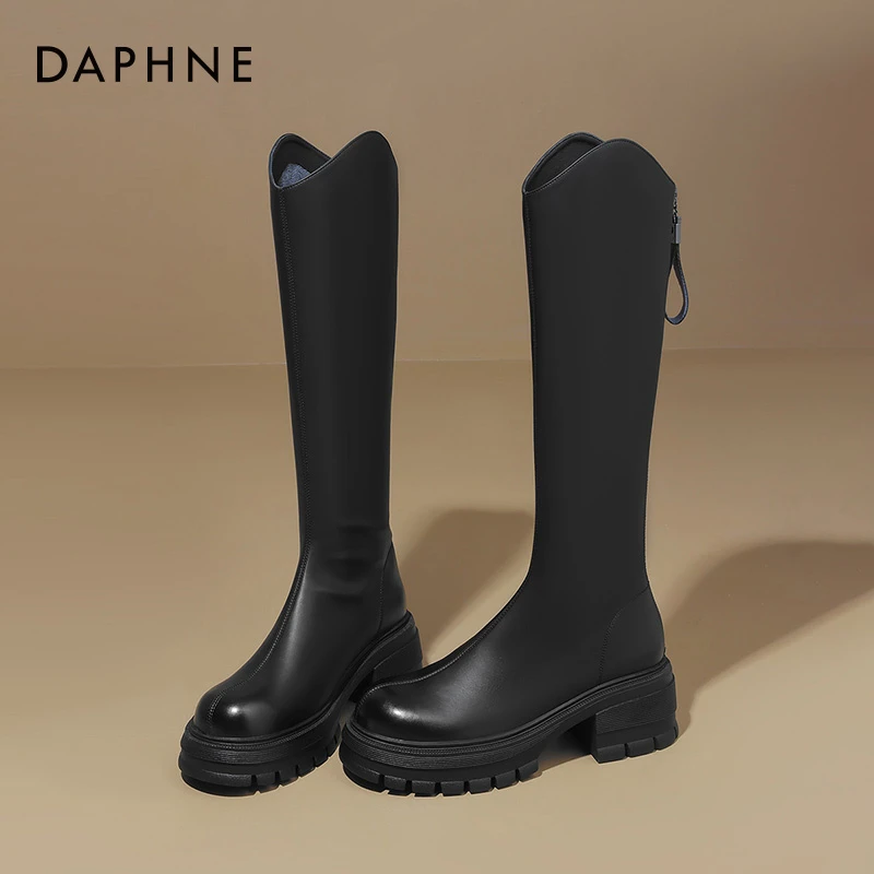 达芙妮秋季新款女士时装靴厚底高筒靴百搭小个子时尚骑士靴不过膝