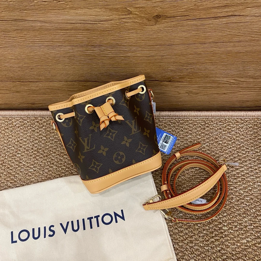 未使用 LouisVuitton/路易威登 小水桶nano noe 斜挎包18260574