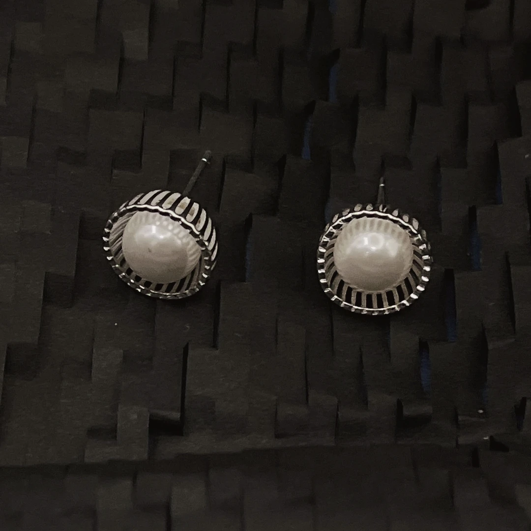 足银仿珍珠耳饰 足银珍珠贝珠简约时尚精致百搭耳钉