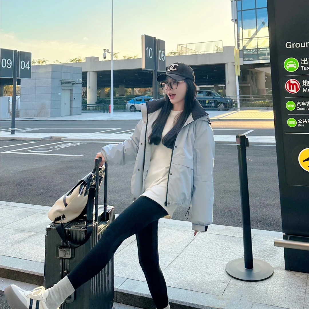 【爱尔兰】冬季新款休闲冲锋衣羽绒服大码显瘦外套短款户外防风防水