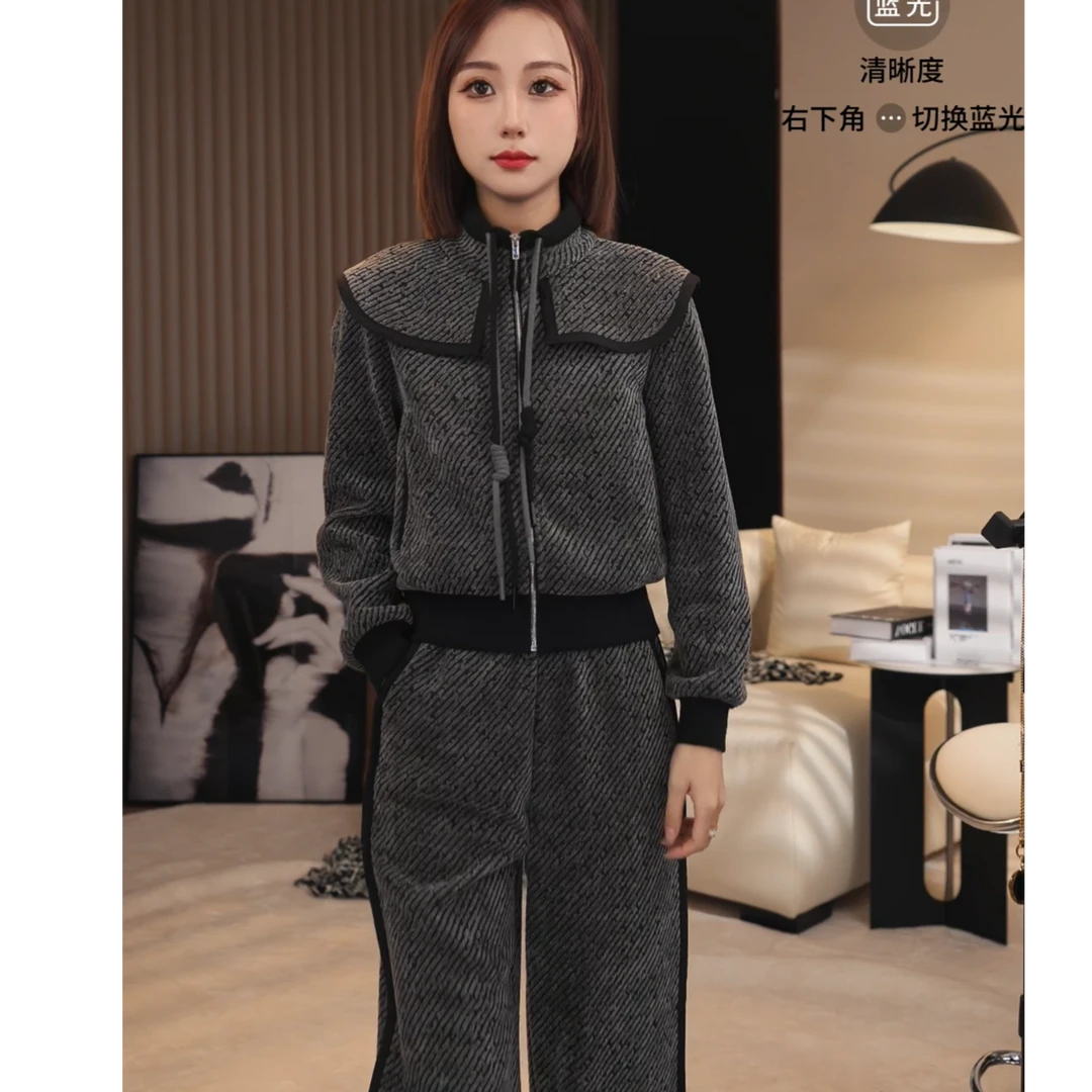 红人上新【思思小个子女装】24F111-高级加绒拉链上衣阔腿裤两件套