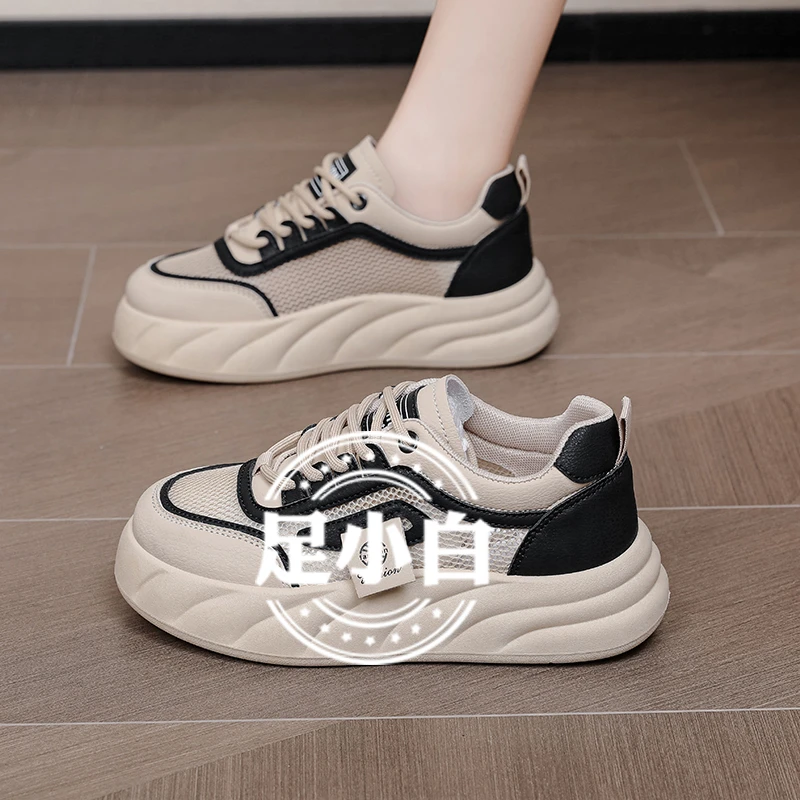 小白鞋女2024新款面包鞋夏季爆款透气网面厚底显高百搭软底板鞋