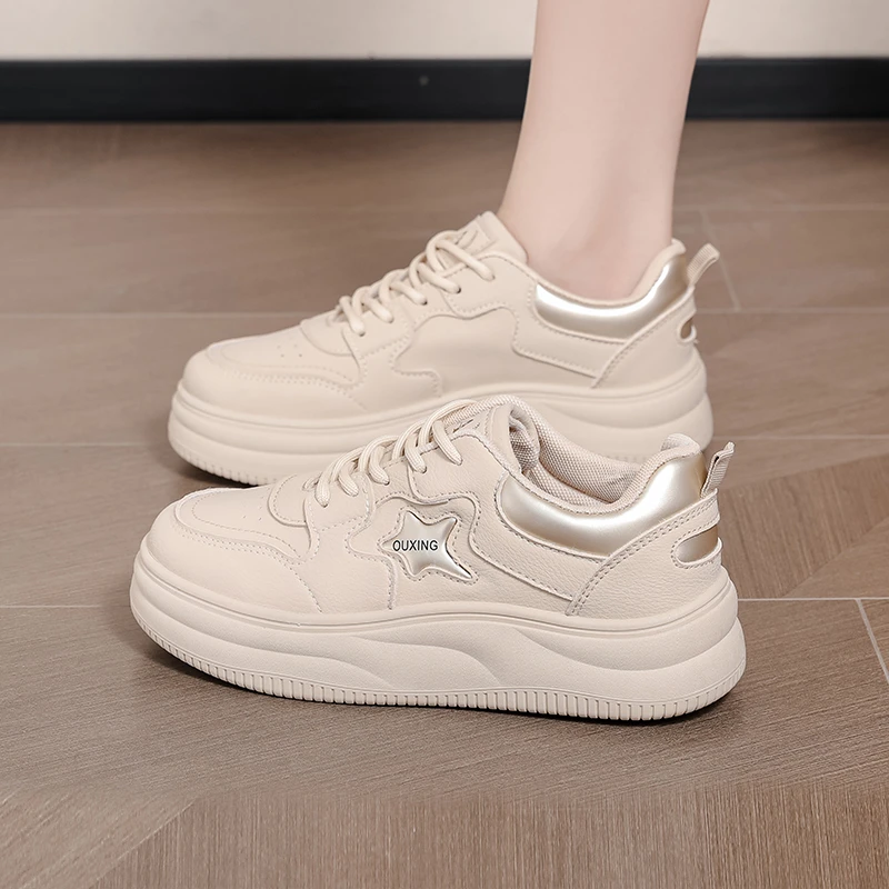 星星熊猫厚底小白鞋女2024年秋季新款百搭时尚软底运动休闲板鞋子