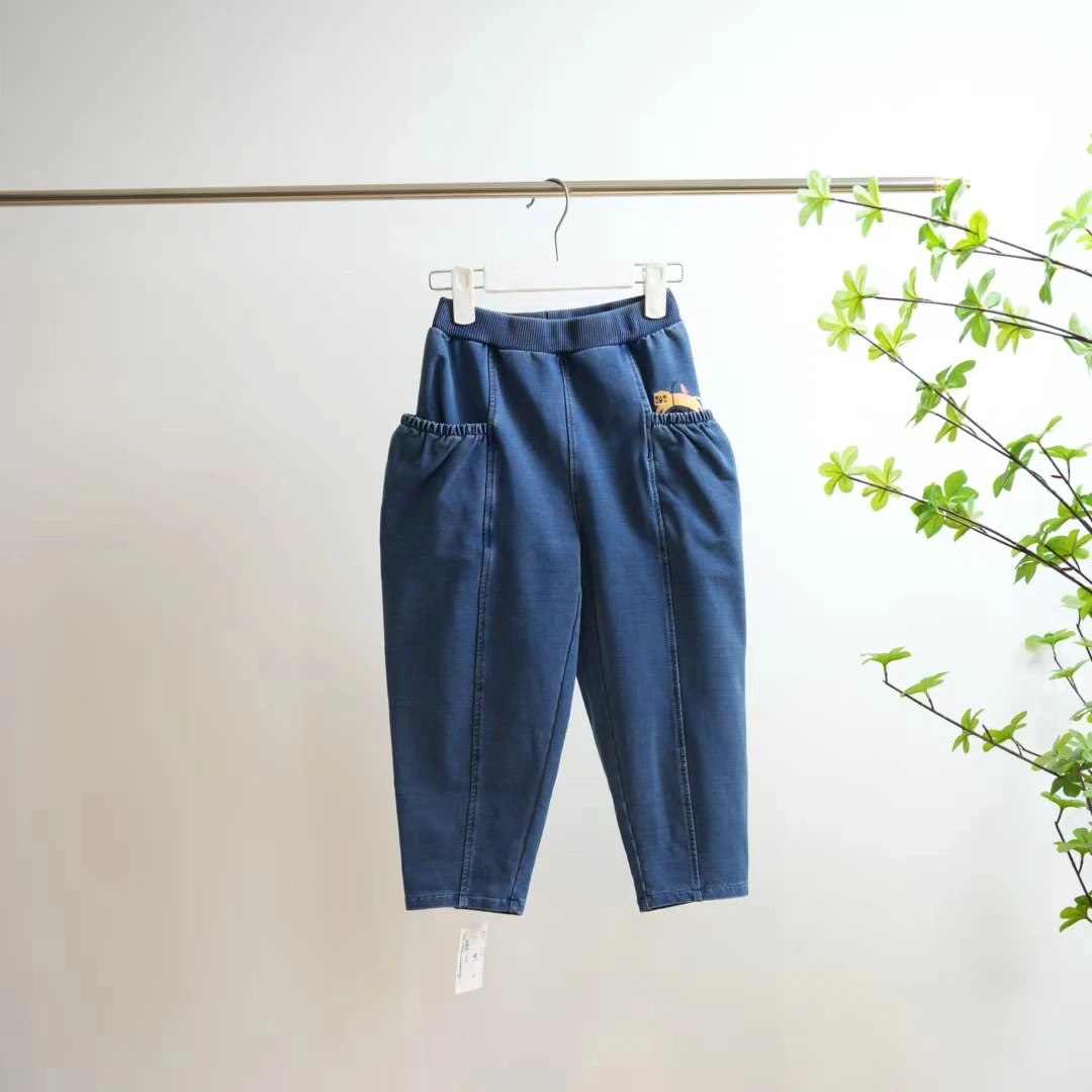 0442-M蓝色卡通印花小老虎儿童休闲牛仔裤