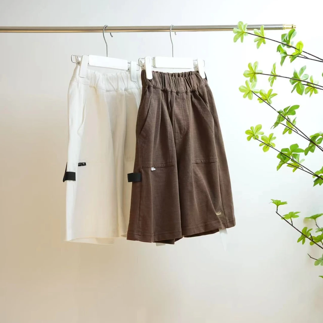 9542-J一款两色织带装饰字母刺绣儿童夏季休闲短裤