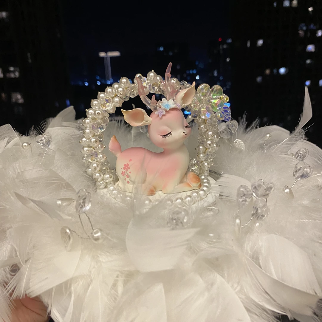用品摆件鹿中控台车上香水女神网红爆款高档车载女生装饰品