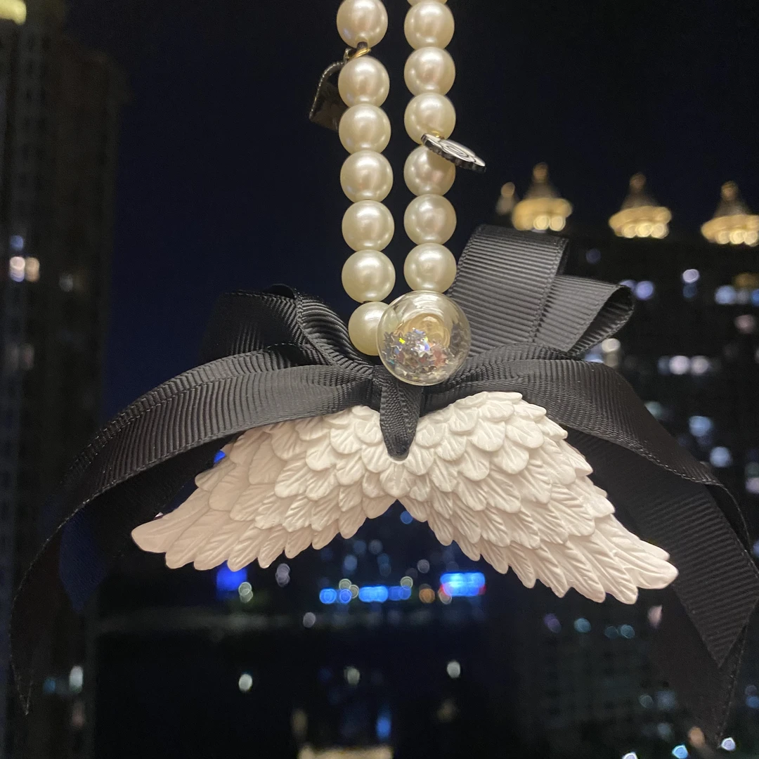 翅膀扩香石挂件车载香水香薰石膏后视镜吊坠内挂饰女神网红车饰品