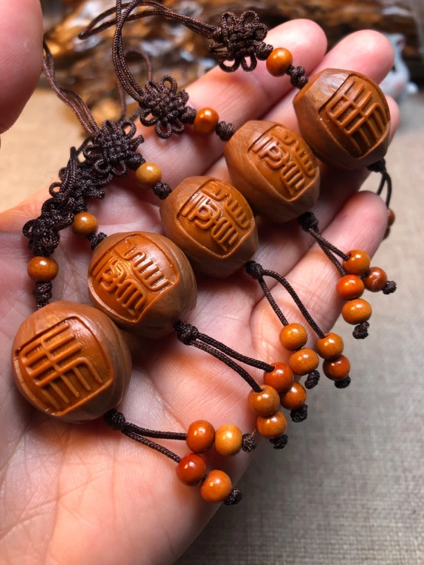 苏工雕刻——龙字雕刻