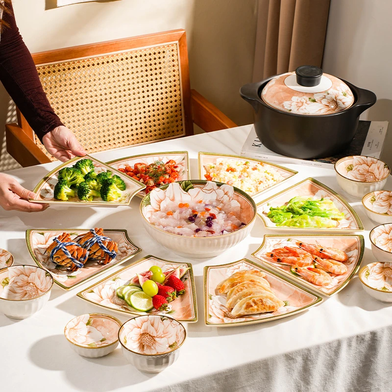 网红山茶花年夜饭圆桌盘子菜盘家用陶瓷团圆碗碟拼盘餐具组合碗盘