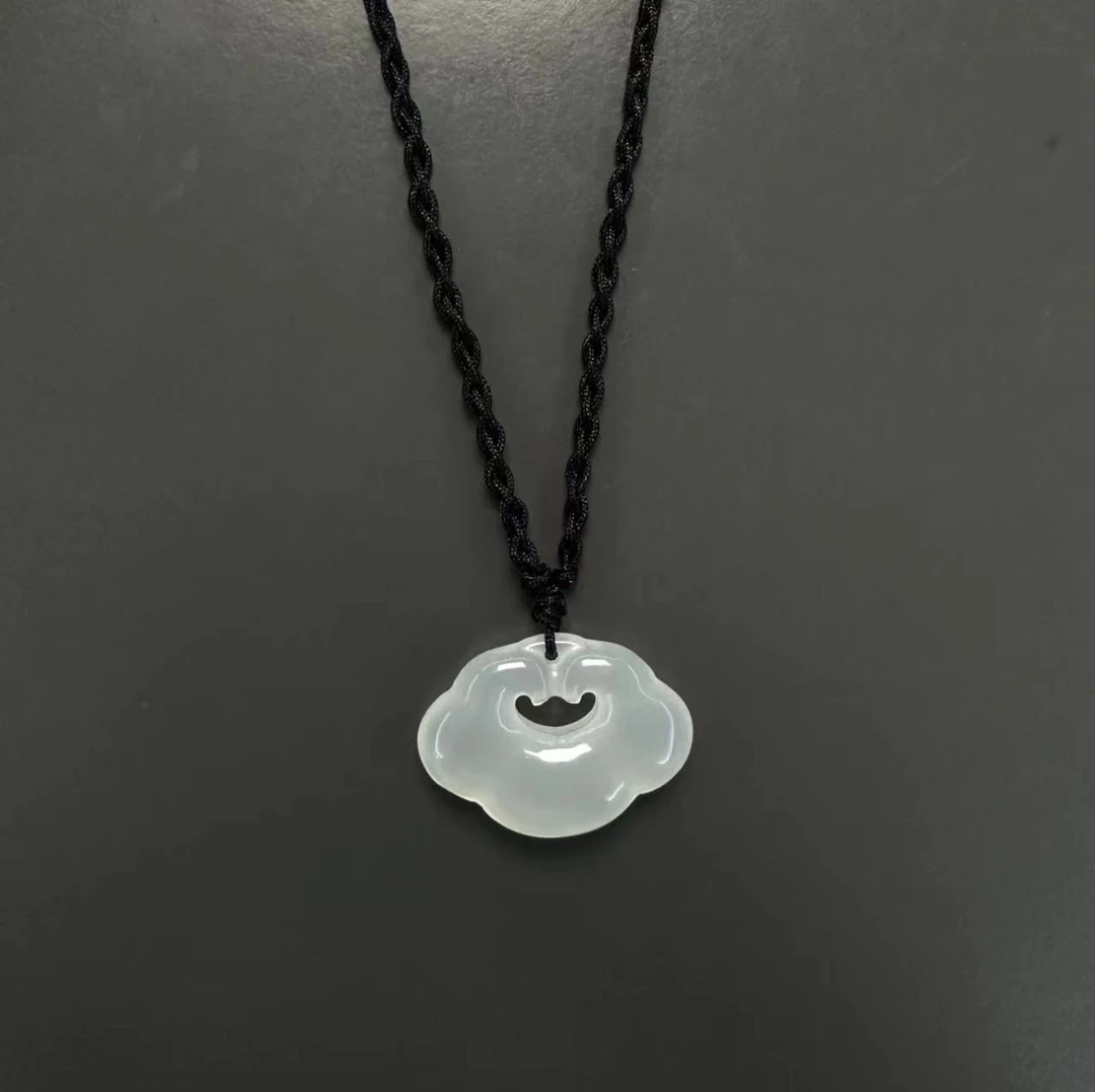 玉髓祥云如意锁 编绳