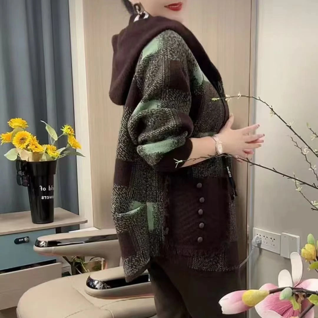 （专柜正品）妈妈装春秋时尚新款针织外套中老年女装开衫格子上衣