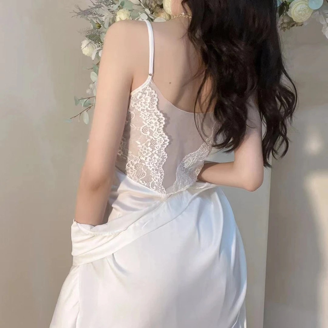 冰雪丝夏季吊带睡衣裙女夏带胸垫纯欲风缎面睡衣蕾丝露背家居服