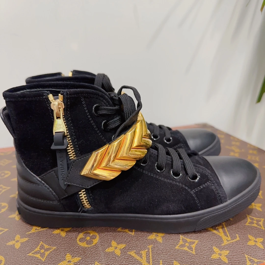 95新  安洁利严选/Lv平底鞋/尺码35.5/成色以直播间为准/GSS5680