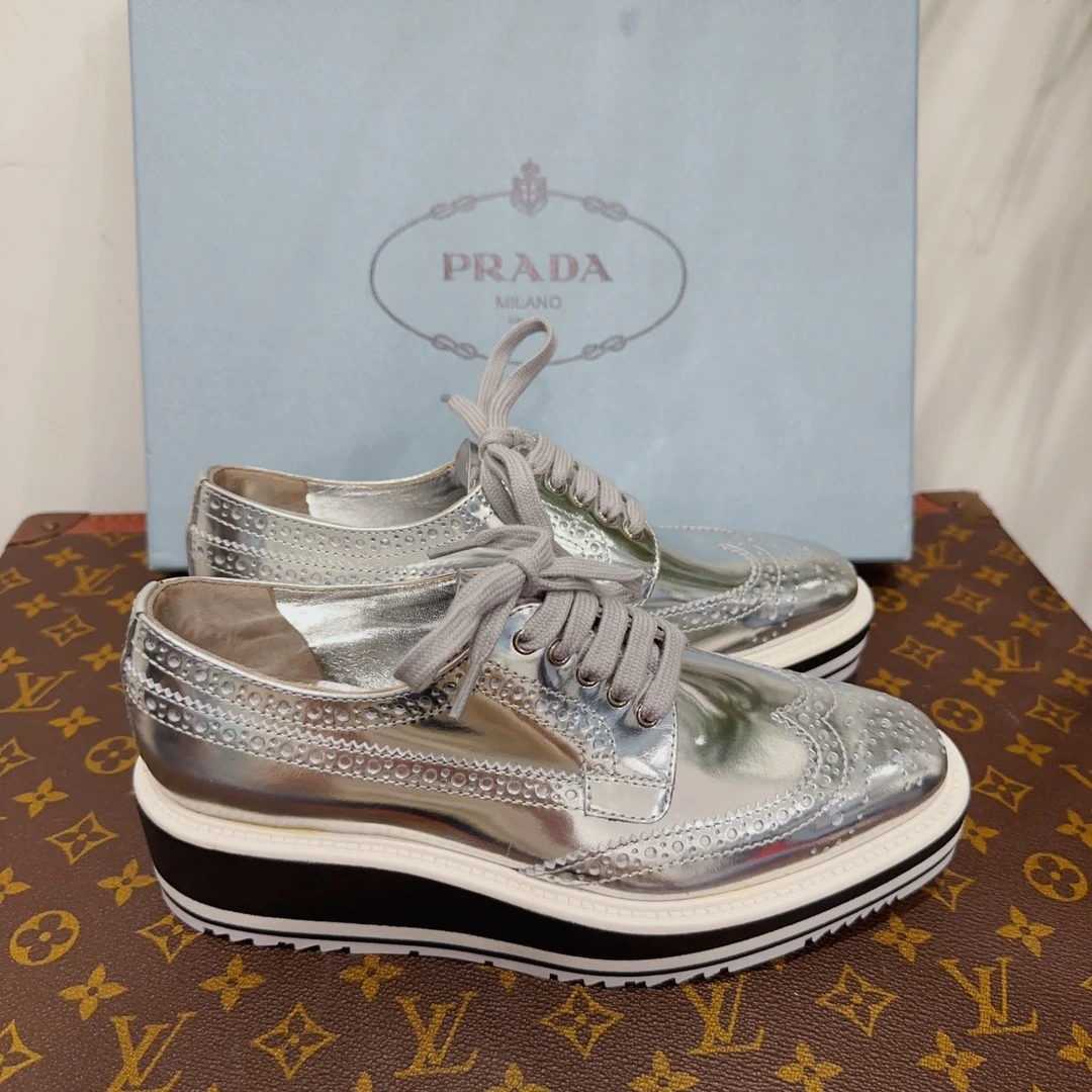 99新  安洁利Prada厚底鞋/码35.5/成色以直播为准/GSS8723