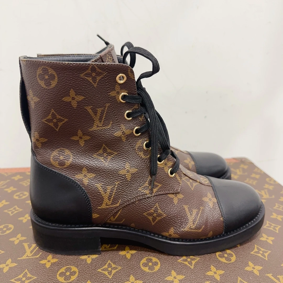 95新  安洁利严选/Lv靴子/尺码39成色直播间为准GSS18587