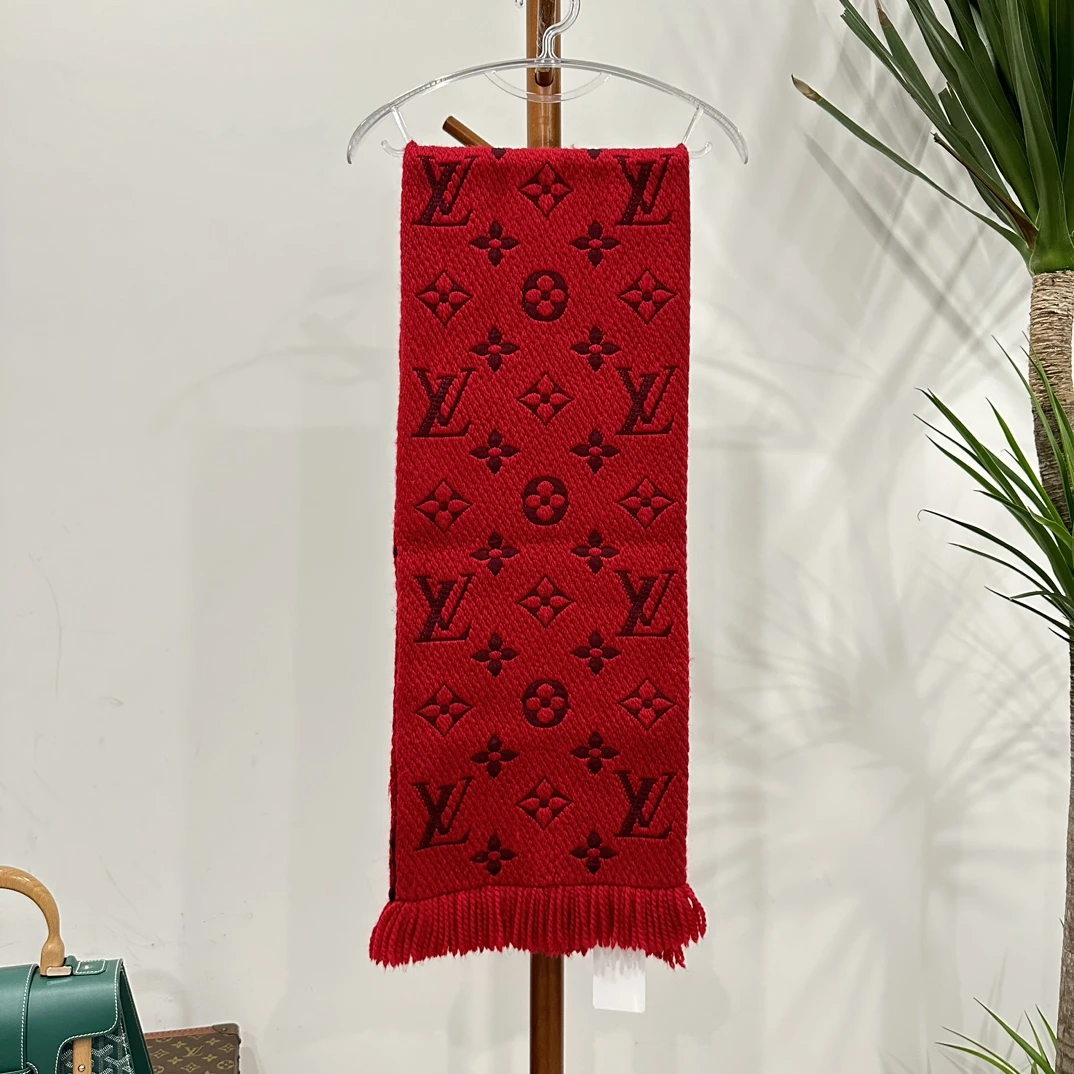 99新  安洁利/Lv围巾/码175x30/成色以直播间为准/GSS14942
