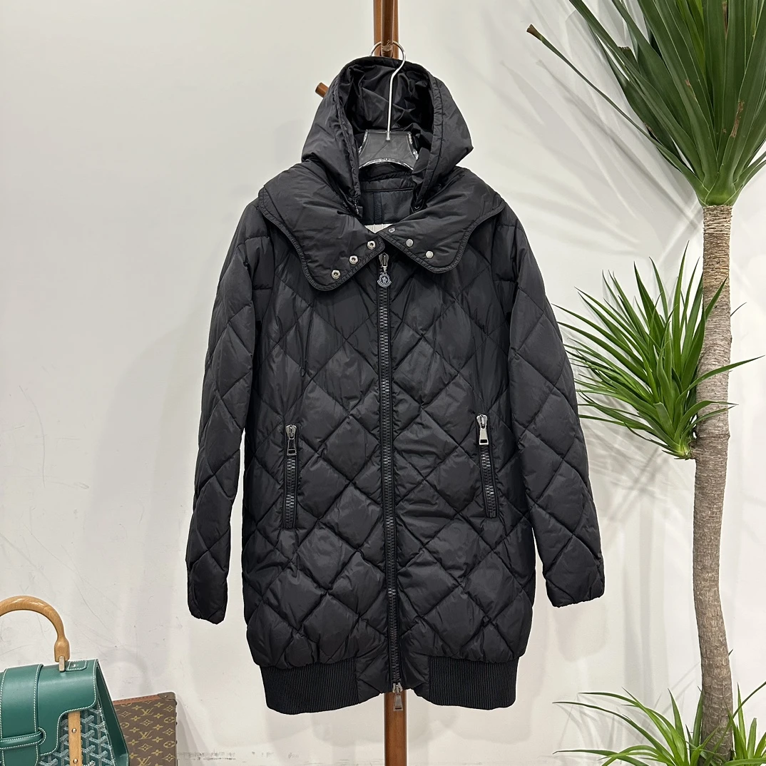99新  安洁利严选/蒙口羽绒服/尺码0/成色以直播间为准/GSS14000