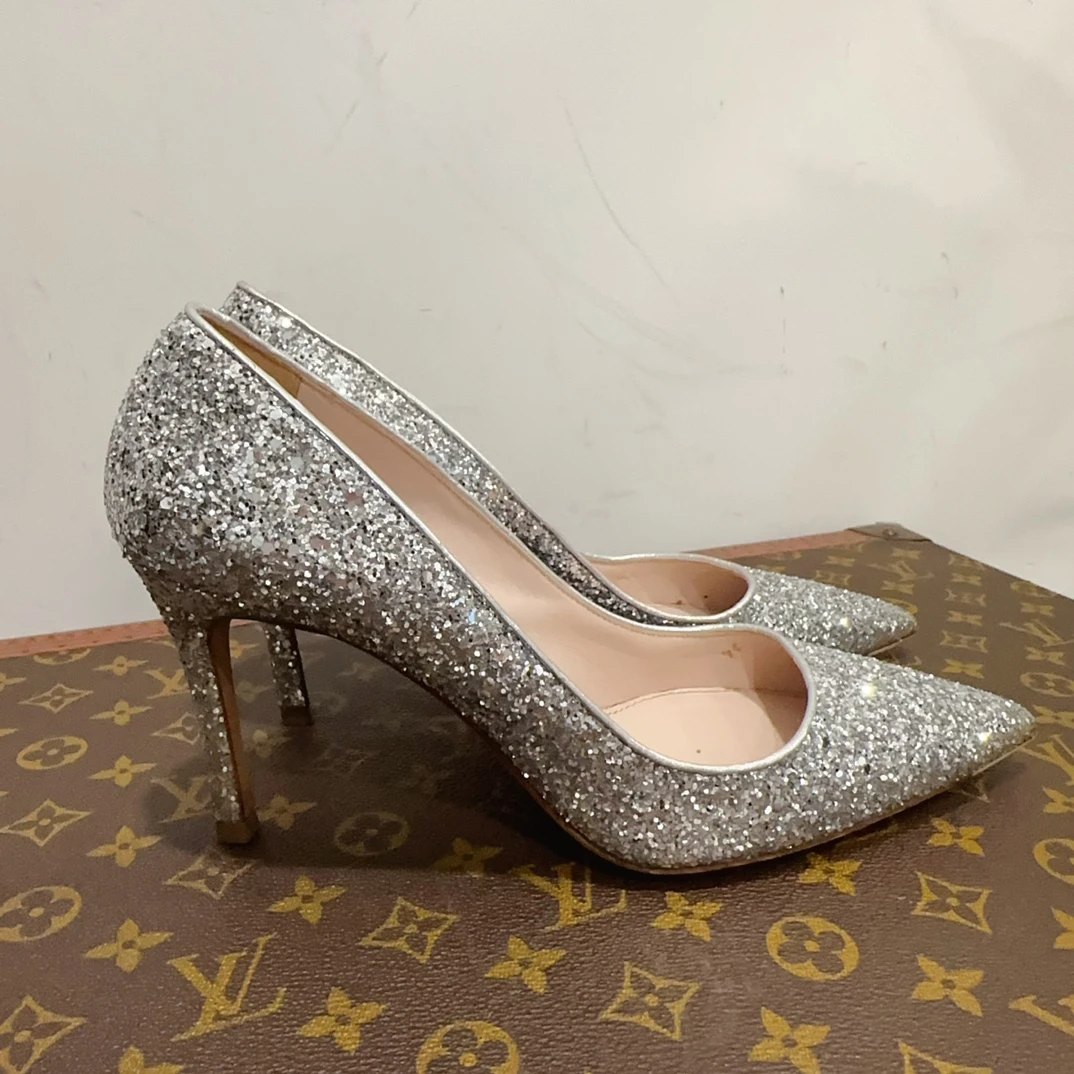 95新  安洁利严选MiuMiu高跟鞋/码36/成色以直播间为准/GSS6638
